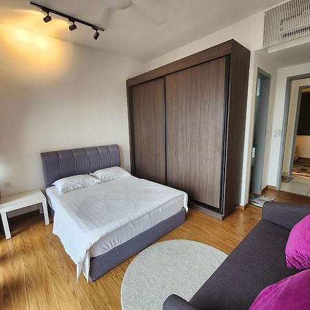 Beacon Executive Premium Suite George Town Exteriér fotografie
