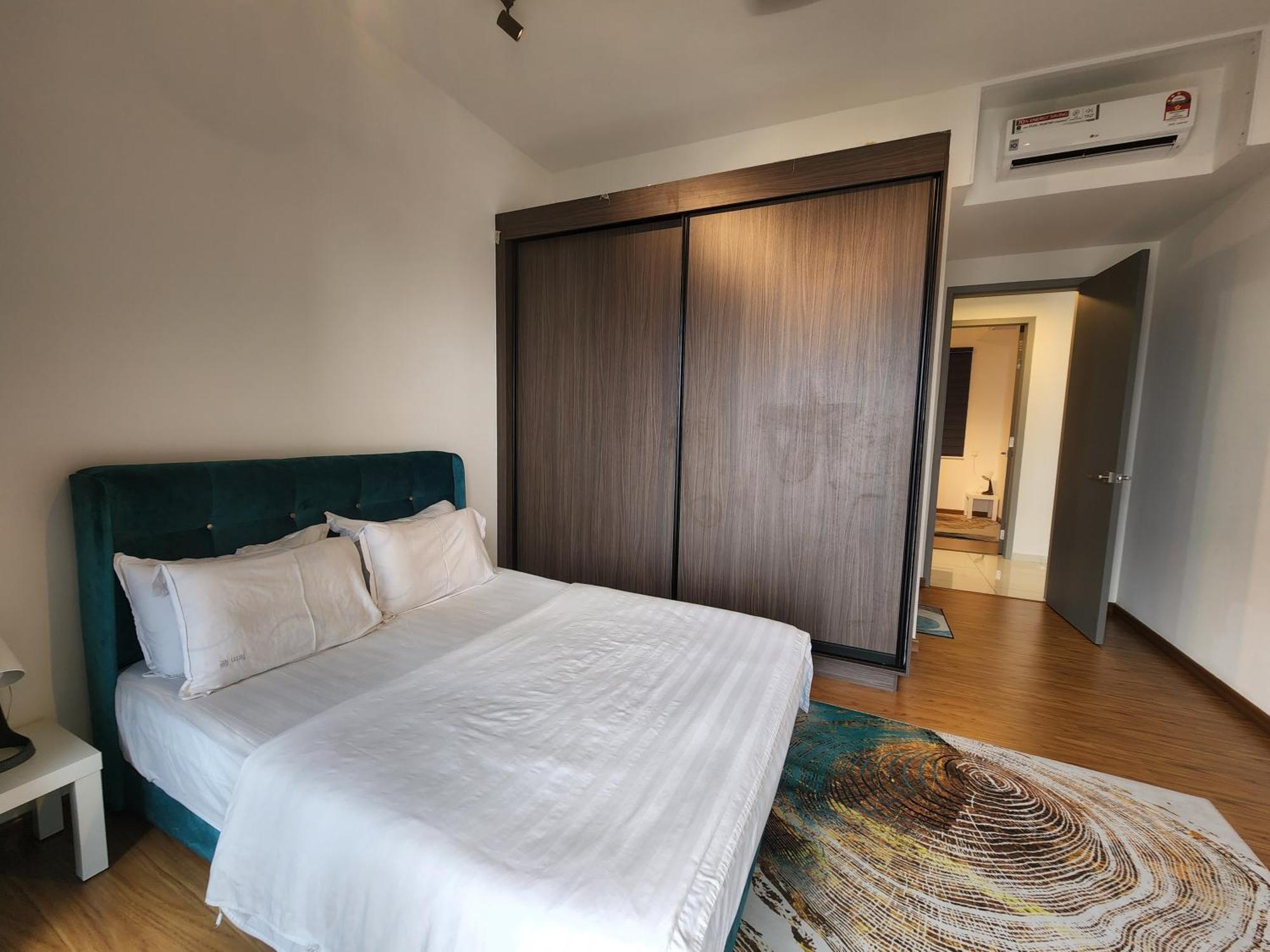 Beacon Executive Premium Suite George Town Exteriér fotografie