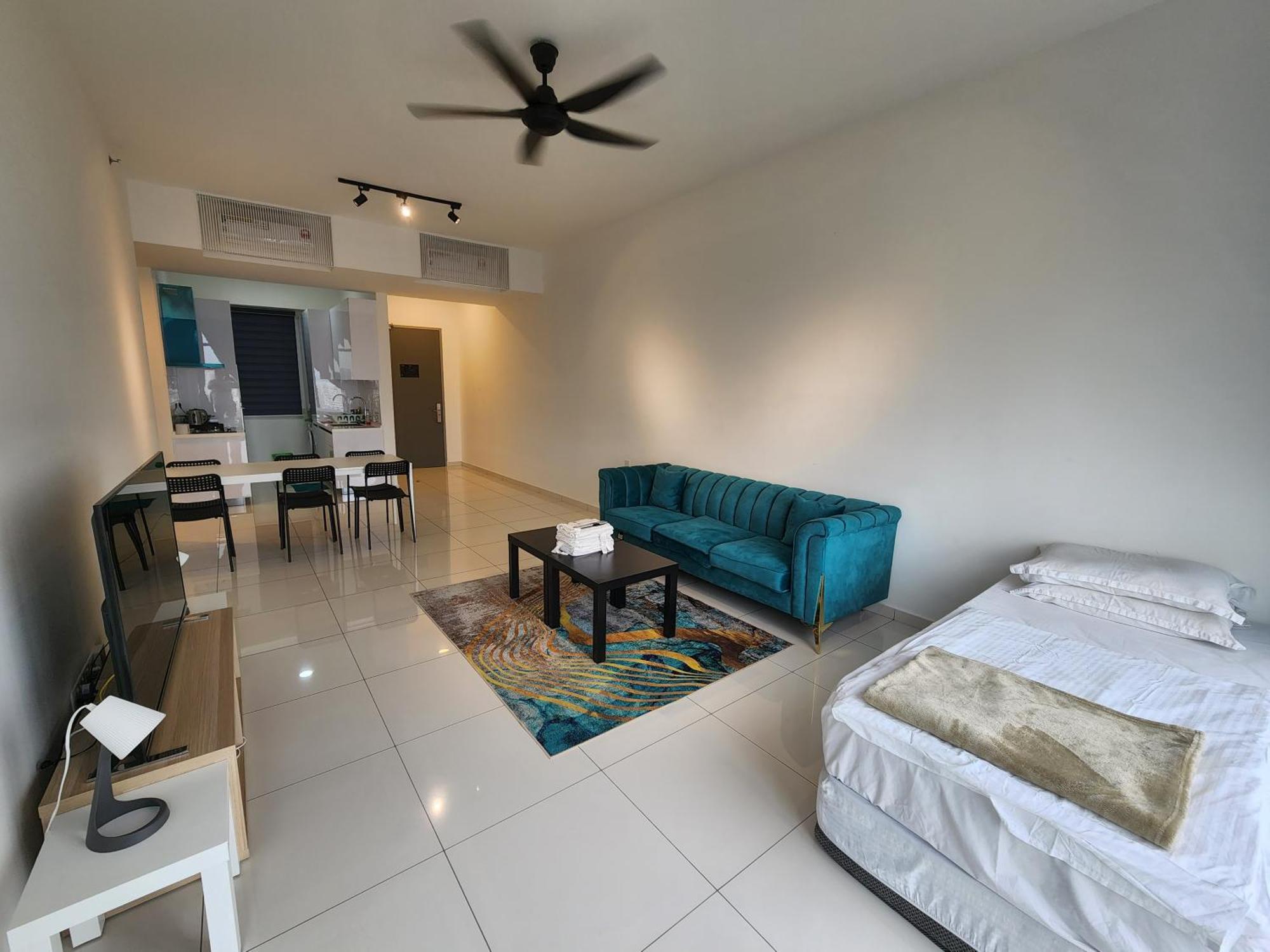 Beacon Executive Premium Suite George Town Exteriér fotografie